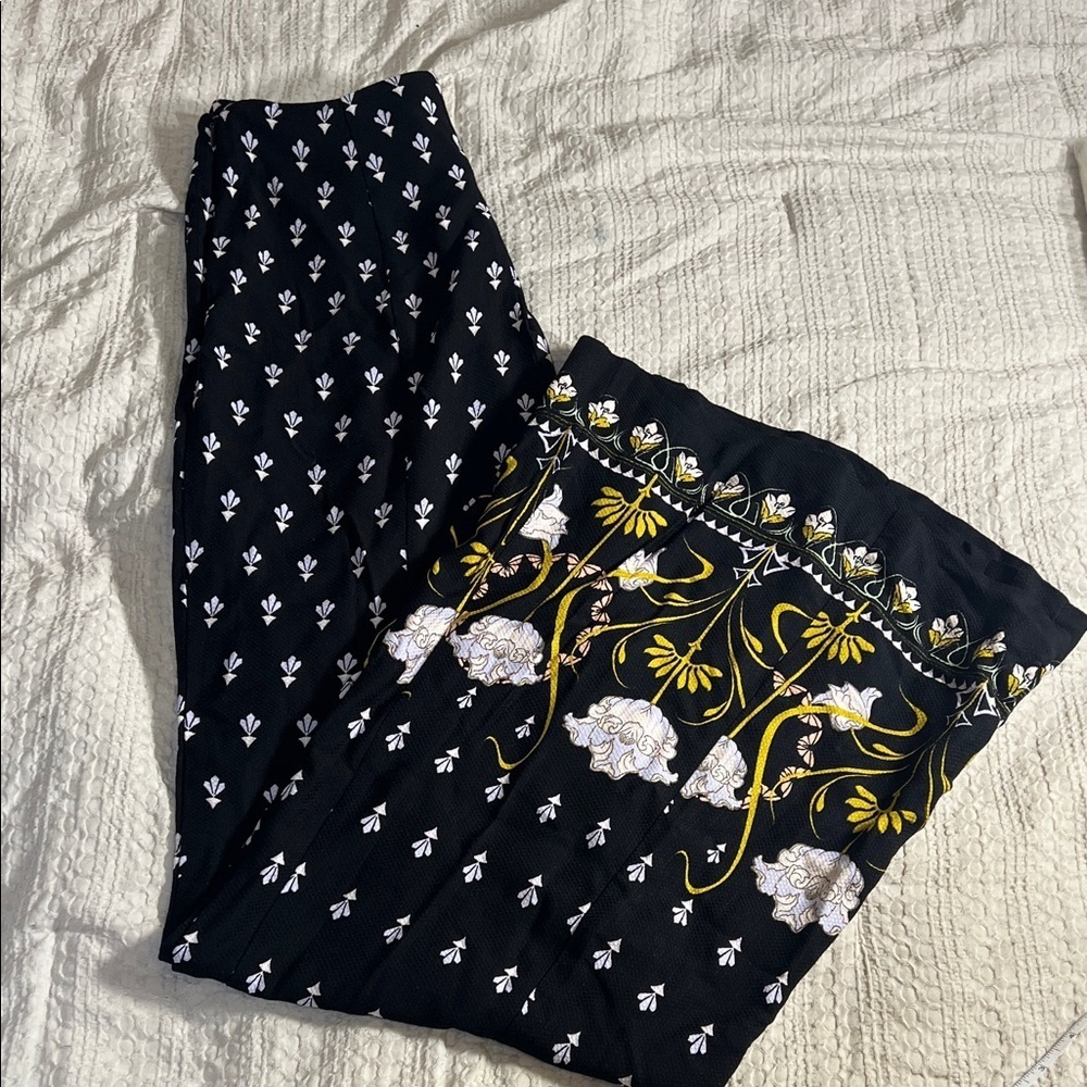 Anthropologie wide leg pants Black with floral accent size 4 - Picture 10 of 15